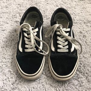 Women’s Black Low top Vans